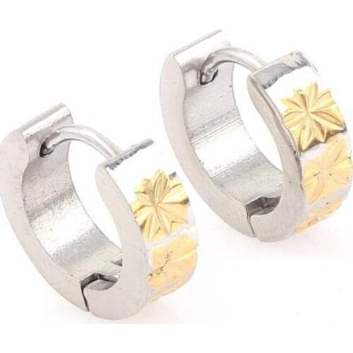 Hot selling stainless steel ear buckle 4mm wide buckle earring maple leaf earring titanium steel ladys ear accessories