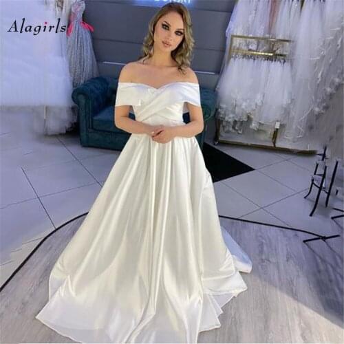 Lace Up Wedding Party Dress Satin Sweetheart Bridal Dress Court Train Bridal Gown Charming Floor-Length Wedding Gown Custom Made