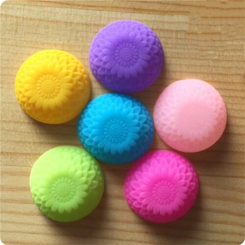 20 pcs/lot 3cm 5cm Silicone cake mold chocolate mold flowers cupcake mold baking tools DIY mini soap mold