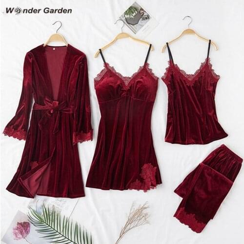 Wonder Garden Velvet 4 Pieces Warm Winter Pajamas Sets Women Sleeveless Nightwear Sexy Lace Robe Pajamas Sleepwear Kit
