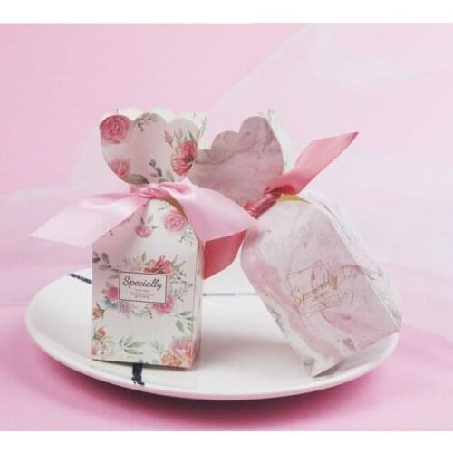 20Pcs Widding Favors Candy Box Gifts For Personalized Bridesmaid Gift Chocolate Packages Gifts for Guests Supplies 5*5*12cm
