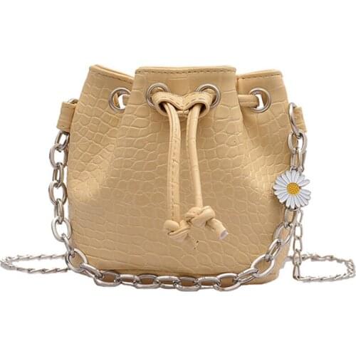 New Fashion Women Solid Color Crossbody Bag Chain Shoulder Small Bucket Tote Bag Ladies PU Leather Messenger Bag Daisy Decor