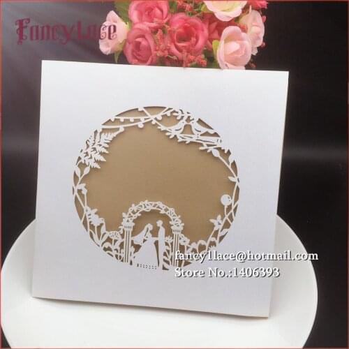 2017 30Pcs Delicate Bride and Groom Laser Cut Paper Lace Wedding Invitations Card diy Party Decoration Romantic Wedding Favor