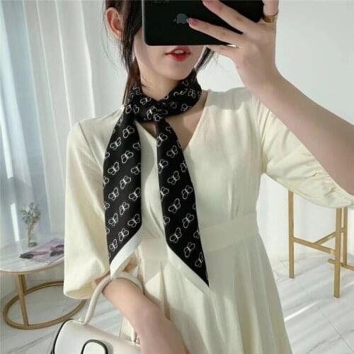 2021 New Design Woman fashion butterfly pattern printing 90x90cm large square scarf Silk scarf scarves headscarf hot sale gift