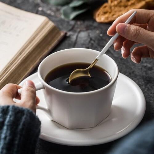 语夕 Coffee Cups And Saucers