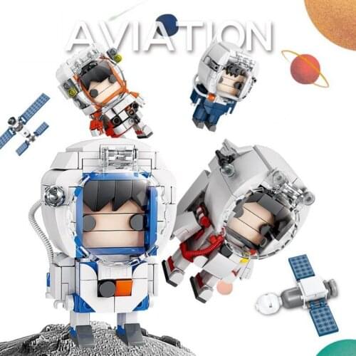Lovely big head astronaut bricks rockets satellite space station detector building block educational toys for kids gifts