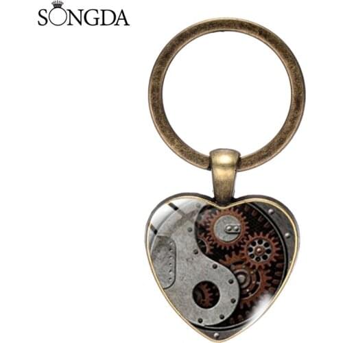 Newest Design Personalized Yin Yang Diagram Keychain Tai Chi Gossip Art Pattern Glass Heart Pendant Car keyring Men Jewelry