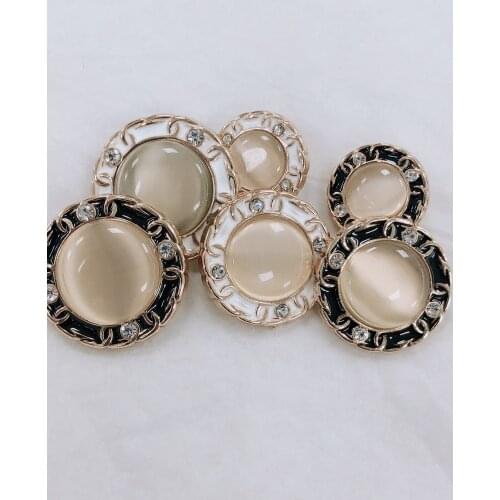 10pcs Gold Vintage Metal Female Pearl Diamond Small Buttons for Clothing Cardigan Shirt Blouse Needlework Sewing Jewelry Cards