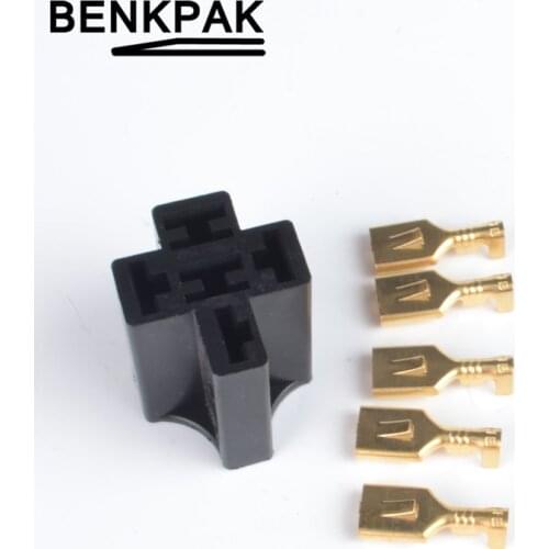 Auto relay socket with 5 terminals