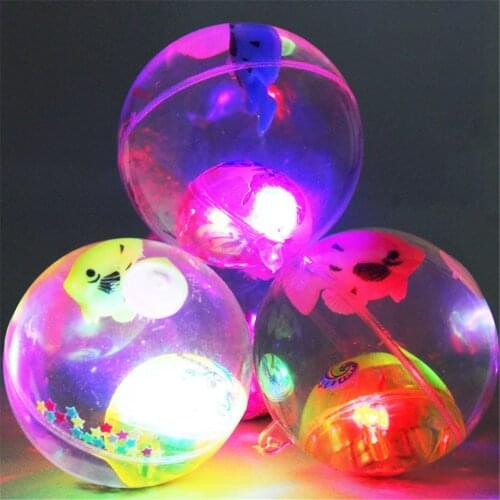 Toys Luminous Crystal Ball Flashing Crystal Ball Glow Bouncing Ball Random Color Delivered with button battery (unpackaged)