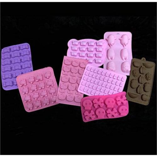 Animal Vampire Tooth Epoxy Resin Silicone Molds DIY Jewelry Craft Cute Cat Dog Bone Skull Lazy Egg Mini Bear Charms Making Mould