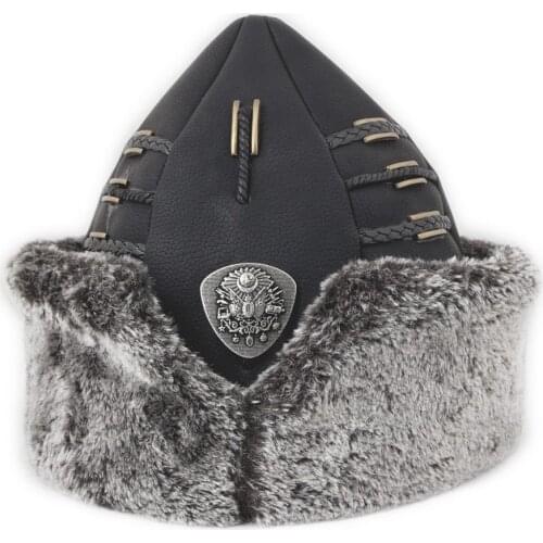 Depotalha Kürk Detaylı Üzeri Örgü ve Metal İşlemeli Osmanlı Armalı Yeni Şapka Börk Erkek Soğuktan Koruyucu Başlık