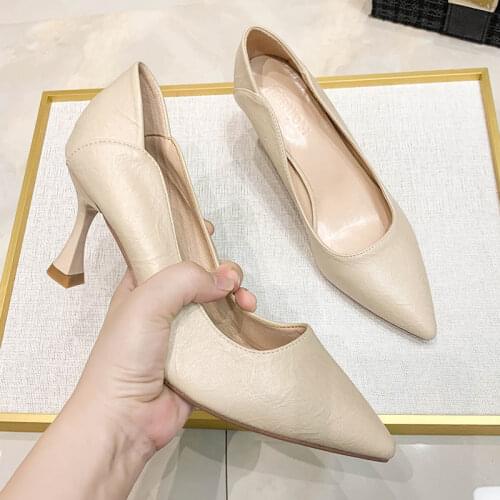 French Small High-heeled Womens Shoes Stiletto Heel 2021 New Professional Formal Wear Spring Work Soft Leather Shoes Mid-heel