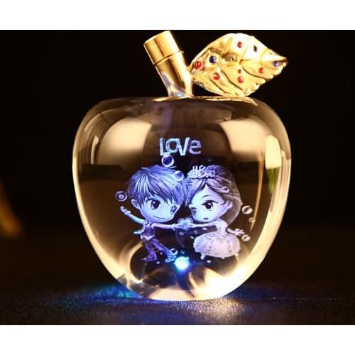 Clear Crystal Paperweights Glaze Apple Figurine Ornaments Crystal 3D Laser Engraved Crafts Office Desktop Decor Holiday Gift