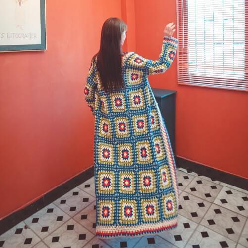 Handmade Crochet Beach Cover Up Sexy Hollow Out Mesh Knitted Tunic Swimsuit Coverup Womens Beach Sarong Robe De Plage A744