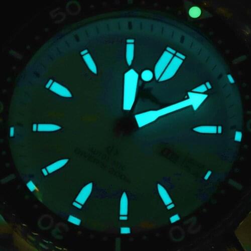 Shark SKX007 White Dial Sapphire Crystal Blue Luminous Day Date NH36A Automatic Men 200M Water Proof Dive Watch