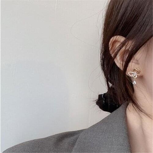 Elegant Female Gold Bowknot Earrings Romantic Wedding Womens Crystal Stud Earrings Korean Style Simple Jewelry