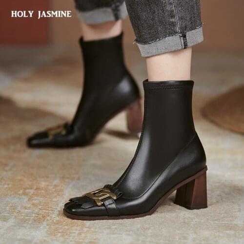 2022 New Hot Sale Thick Heels Fashion Shoes Women Boots Chain Square Toe Zip Comfortable Ankle Boots Women Black Shoes for Women