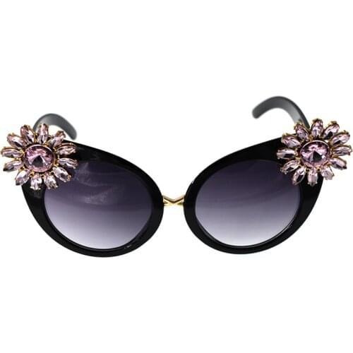 Fashion summer beach glasses baroque pink flower cateye sunglasses for women female brand butterfly sunglass girdle decoration