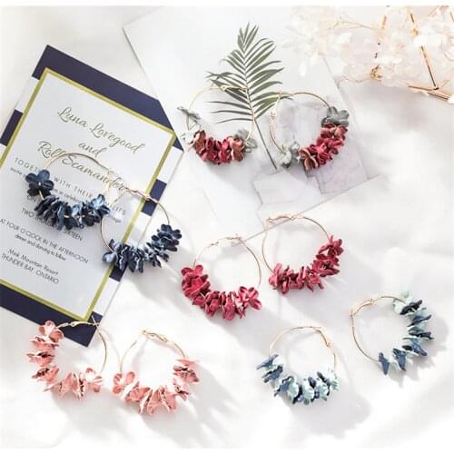 SOHOT BOHO Creatived Handmade Color Fabric Flower Tassel Women Hoop Earrings Cute Romantic Holiday Jewelry Brincos