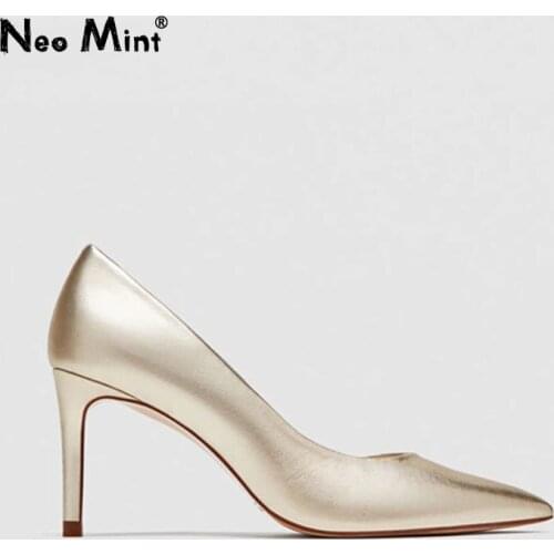 Neo Mint Leather Pumps