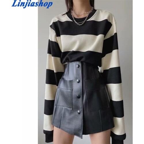 Women Center Buttons Leather PU Shorts Black Streetwear two Packets High Waist Paper Short Pants Trousers Femme Casual Pants