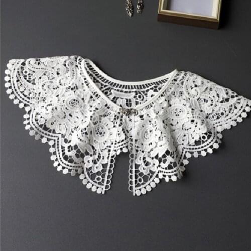 Vintage Hanfu Style Decorative False Fake Collar Shawl Wrap Hollow Out Embroidery Floral Lace Detachable Necklace Half Shirt wit