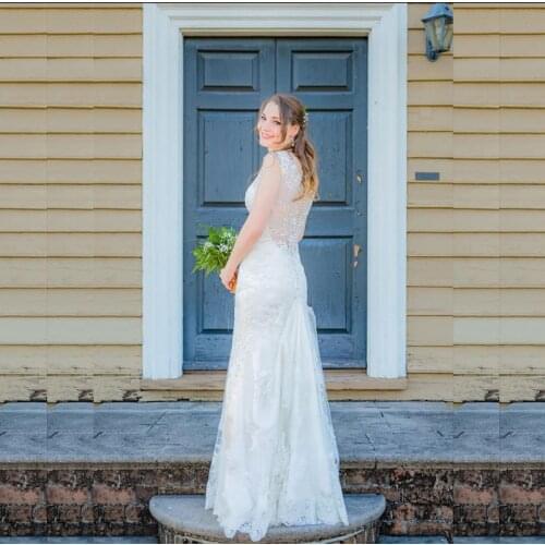 Glamorous New White Mermaid Lace Illusion Back Wedding Dresses for Bride Cap Sleeves V Neckline Bridal Wedding Gowns Appliqued