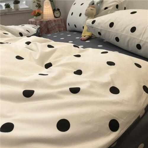 Nordic Bedding Set Simple Polka Dot Black and White Duvet Cover Sheet Four-piece Pure Cotton Ins Classic Solid Color Bedding Set