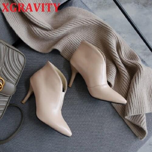 XGRAVITY 2021 Vintage Pointed Toe Girl Thin Heel Woman Boots Deep V Design Lady Fashion Shoes Elegant European Women Boots S032