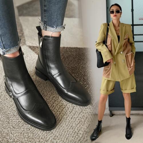 2020 winter new full leather low-heeled womens boots retro fashion all-match essential womens short boots pointed ankle boots