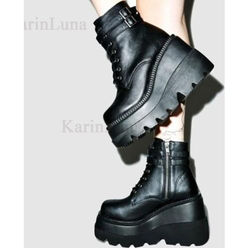 Brand Design INS Hot Sale 2021 Big sizes 43 Platform High Heels Cosplay Fashionable Autumn Winter Wedges Shoes Ankle Boots Women