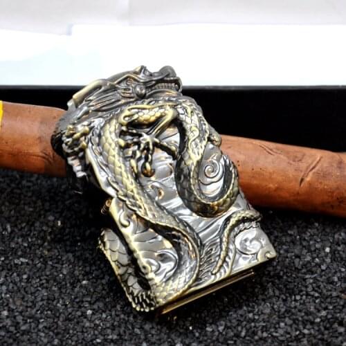 Zorro Kerosene Grinding Wheel Lighter Metal Personalized Creative Heavy Armor Embossed Dragon Windproof Lighter Smoking