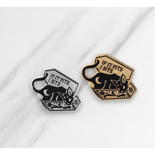 Cat Sits in Box Enamel Brooches Button Pins for clothes Badge Fashion Gold Silver Color Cat Animal Jewelry Gift for friends kids