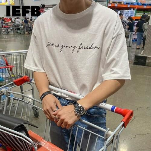IEFB Mens Clothing Korean Streetwear Short Sleeve T-shirt Trend Loose Letter Print White Tee 2021 New Summer Cotton Tops 9Y6602