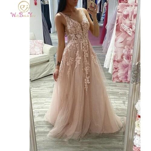 Pink Tulle Prom Dresses 2020 Lace Applique Beads V Neck Sleeveless A Line Sweep Train Evening Gowns Formal Party Gowns Customize
