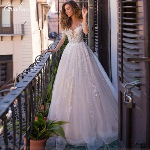 EVALOVE New Gorgeous Appliques Sparkly Tulle Customized A-Line Wedding Dress Elegant Scoop Neck Long Sleeve Vintage Bridal Gown