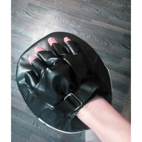 2020 New Hand Target MMA Focus Punch Pad Boxing Training Gloves Mitts Karate Muay Thai High Quality Protection Gloves