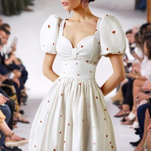 S-XL High Quality 2021 Summer New Fashion Strawberry Print Embellished Square Neck Tube Top Puff Sleeve Slim Women Dress