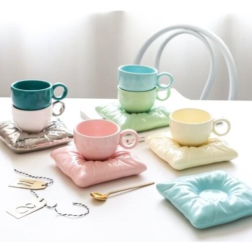 Creative Ceramic Coffee Cups with Pillow Shape Plates Personalized Tea Cup Set Home Table Accessories Decor Unique Gifts For Her