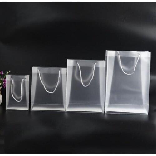 100pcs Multi Sizes Frosted PP Plastic Gift Packaging Bags With Handle Clear Handbag Wedding Party Favors Bag ZA6062