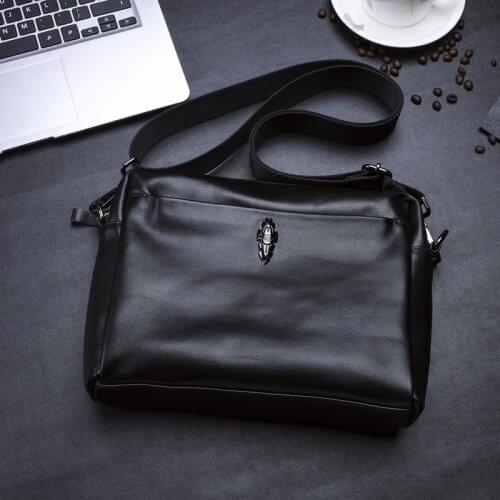 Mens shoulder bag 2021 new fashion leather soft leather mens messenger bag leather casual large capacity backpack