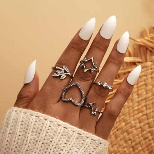 Tocona Bohemian 5pcs/sets Big Heart Ring Sets for Women Shiny Crystal Stone Star Geometric Joint Ring Jewelry Gift 15143