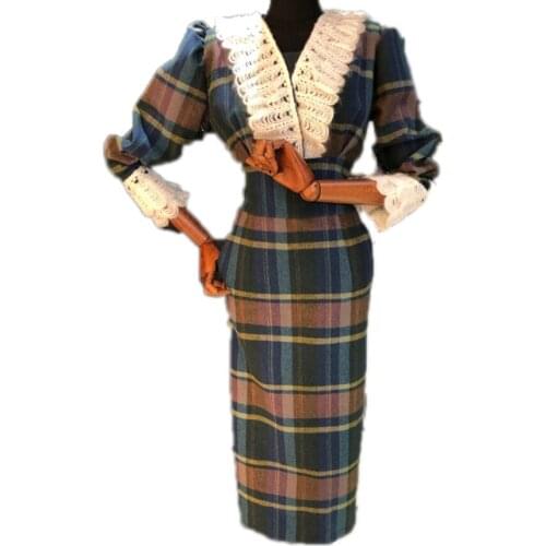 Auutmn winter vintage plaid woolen dress women lace patchwork v-neck slim package hip dress