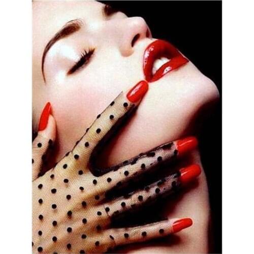 New 5D DIY Full Square Diamond Painting Woman Wearing Red Diamond Embroidery Portrait Rhinestone Mosaic Cross Stitch Decor Home