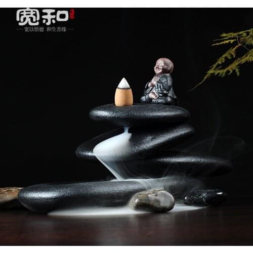 Wide back censer heap back inspired by the Tibetan Mani piles of creative ceramic incense aroma oil burner