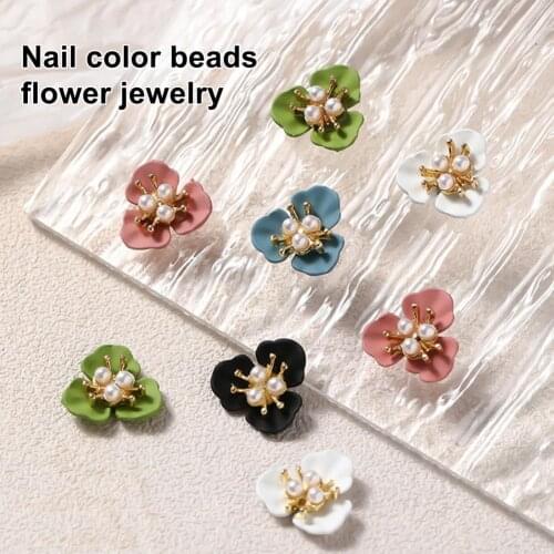 5Pcs Flower Nail Decor Fashionable Stylish Nail Accessories Artificial Pearl Flower Nail Art Stud for Salon