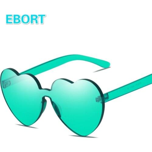 New One Piece Love Heart Lens Sunglasses Women Transparent Plastic Glasses Style Sun Glasses Female Clear Candy Color Lady