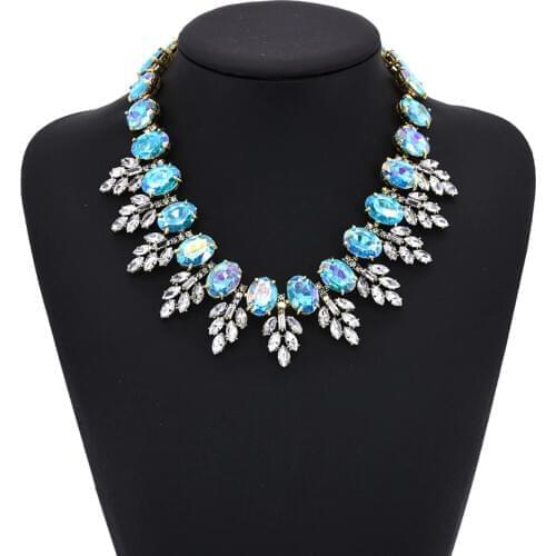 Fashion Luxury Crystal Leaf Chokers Necklaces Women Indian Large Collar Big Bib Necklace Female Statement Necklace Jewelry 2020