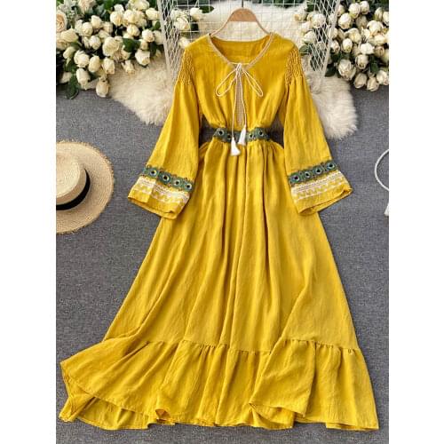 2021 Spring Ethnic Print Vestidos Womens Lace V-neck Flared Sleeves Loose Thin Temperament Fashion Midi Dress C667